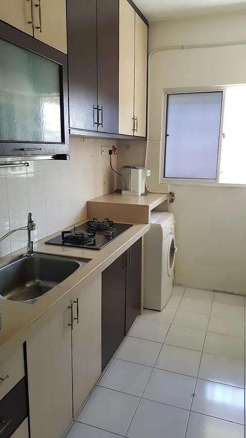 Basic & Cozy Home Bayan Lepas